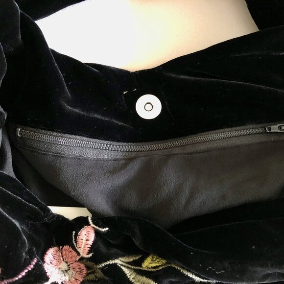 JOHNNY WAS ZWAZO BLACK KNOTTED VELVET BAG - Picture 3 of 8